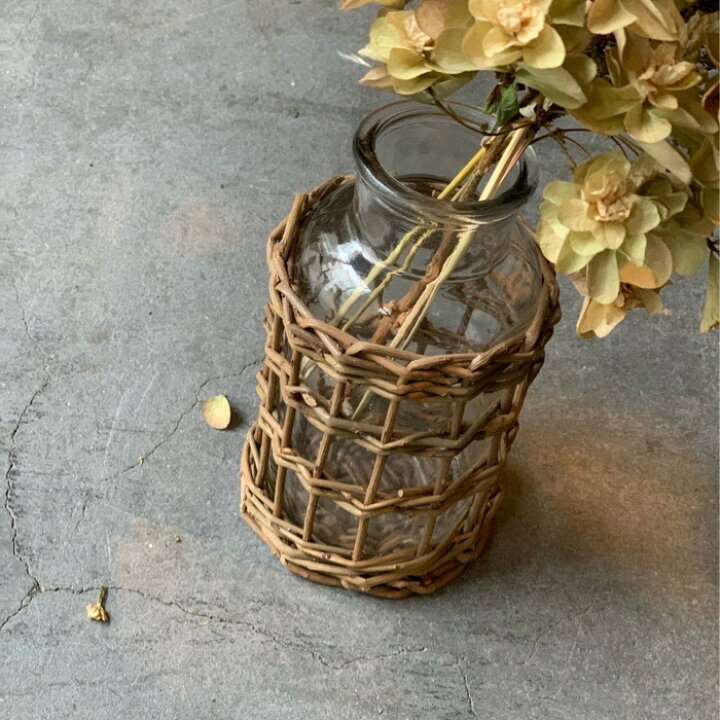 楽天市場 ガラス カゴ フラワーベースｃ 花瓶 花器 アンティーク ナチュラル おしゃれ かわいい 可愛い オシャレ ドライフラワー インテリア プレゼント ギフト Lowergo