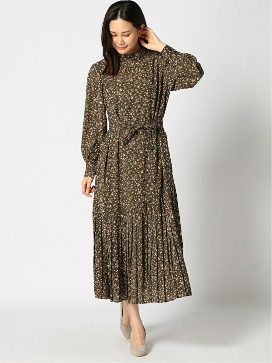 楽天市場 Sale 68 Off ハナガラプリーツワンピース Lowrys Farm ローリーズファーム ワンピース ロングワンピース マキシ ワンピース カーキ ブラック Rba E Rakuten Fashion Lowrys Farm ローリーズファーム