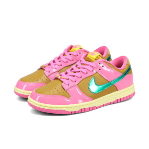 NIKE WMNS DUNK LOW PG QS yPARRIS GOEBELz iCL EBY _N [ PG QS fB[X Xj[J[ [Jbg PLAYFUL PINK/MULTI COLOR/BRONZINE sN FN2721-600 [1]