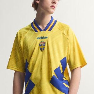 adidas SWEDEN NATIONAL TEAM HOME UNIFORM 1994 �A�f�B�_�X �X�E�F�[�f����\ �z�[�� ���j�t�H�[�� 1994 �����Y ���f�B�[�X ����T�V���c EQT YELLOW �C�G���[ JN3714