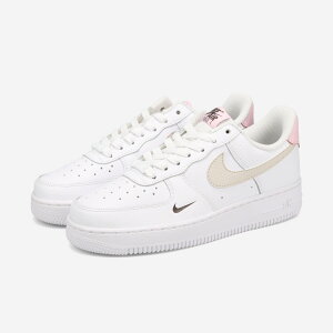NIKE WMNS AIR FORCE 1 '07 iCL EBY GA tH[X 1 '07 CO { fB[X Xj[J[ [Jbg WHITE/LIGHT OREWOOD BROWN/PINK FOAM zCg HF9992-100