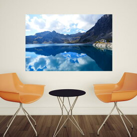 日本製ウォールステッカー 湖面に映る世界 青空 山脈 湖 湖畔 絶景 神秘 世界旅行 風景 景色 写真 絵画 シール ポスター