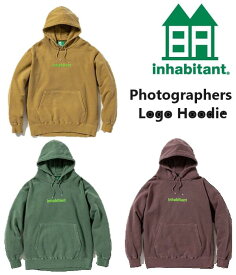 【 inhabitant / インハビタント 】 (2023 AUTUMN&WINTER) Photographers Logo Hoodie フォトグラファーズ ロゴ フーディー パーカー プルオーバー スウェット スエット トップス フロッキープリント ビンテージ加工 アウター インハビ スノーボード ism23kt11