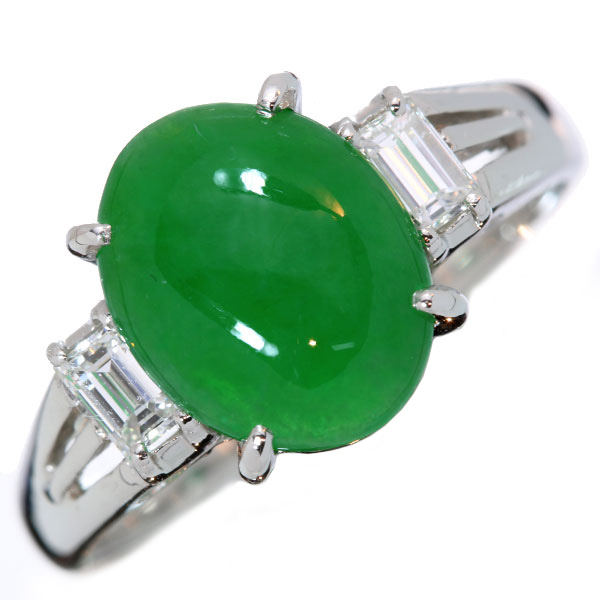 ヒスイ 翡翠 リング 指輪 2.620カラット プラチナ900 PT900 両サイドに角ダイヤがそびえる 鑑別書付  緑(グリーン)  届5 1点もの
