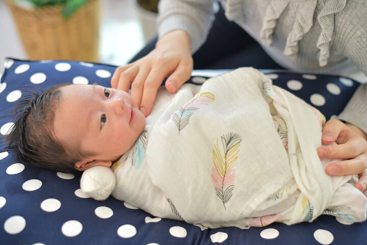 楽天市場 101 M 日本製 丸洗い可 ベビー ラックピロー Mサイズ マリン デニム 赤ちゃん枕 子供 赤ちゃん 枕 ベビー 枕 絶壁防止 首まくら ネックピロー 向き癖防止枕 絶壁頭 斜頭 変形 頭の形が良くなる 洗える 出産祝い 出産準備 赤ちゃん専門shop Luck Baby 楽天市場 101 M 日本製 丸洗い可 ベビー ラックピロー Mサイズ マリン デニム 赤ちゃん枕 子供 赤ちゃん 枕 ベビー 枕 絶壁防止 首まくら ネックピロー 向き癖防止枕 絶壁頭 斜頭 変形 頭の形が良くなる 洗える 出産祝い 出産準備 赤ちゃん専門shop Luck Baby