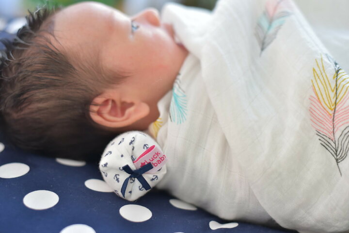 楽天市場 101 M 日本製 丸洗い可 ベビー ラックピロー Mサイズ マリン デニム 赤ちゃん枕 子供 赤ちゃん 枕 ベビー 枕 絶壁防止 首まくら ネックピロー 向き癖防止枕 絶壁頭 斜頭 変形 頭の形が良くなる 洗える 出産祝い 出産準備 赤ちゃん専門shop Luck Baby 楽天市場 101 M 日本製 丸洗い可 ベビー ラックピロー Mサイズ マリン デニム 赤ちゃん枕 子供 赤ちゃん 枕 ベビー 枕 絶壁防止 首まくら ネックピロー 向き癖防止枕 絶壁頭 斜頭 変形 頭の形が良くなる 洗える 出産祝い 出産準備 赤ちゃん専門shop Luck Baby