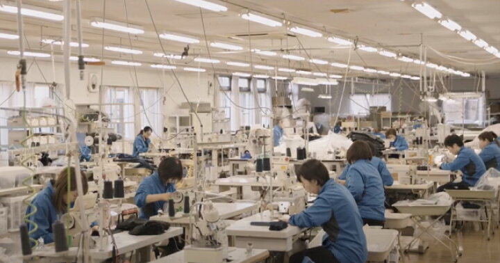 楽天市場】【日本製】 抱っこひも用 よだれカバー 2種セット ベルトカバー 抱っこ紐 だっこひも よだれパッド リバーシブル ベルトカバー ベビーキャリア おんぶ紐 よだれカバー スナップボタン ギフト【送料無料※ゆうパケット対応商品】 10P30May15 : ラッキーベイビーストア 楽天市場】【日本製】 抱っこひも用 よだれカバー 2種セット ベルトカバー 抱っこ紐 だっこひも よだれパッド リバーシブル ベルトカバー ベビーキャリア おんぶ紐 よだれカバー スナップボタン ギフト【送料無料※ゆうパケット対応商品】 10P30May15 : ラッキーベイビーストア