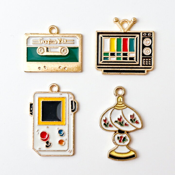 楽天市場】【アクセサリーパーツ】《チャーム》 レトロ 昭和モチーフ 