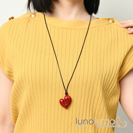 ネックレス ペンダント レディース ハート 赤 真紅 樹脂 可愛い プレゼント 紐ネックレス N