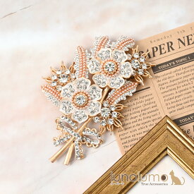 ブローチ 花束 ブーケ 白 ゴールド キラキラ ラインストーン 高級感 エレガンス プレゼント BR