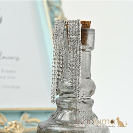 【メール便送料無料】ピアス レディース ラインストーン 結婚式 パーティ エレガント 高級感 豪華 キラキラ 揺れる PI