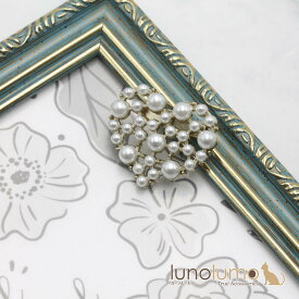 ブローチ レディース ハート パール ゴールド 白 可愛い バレンタイン プレゼント BR