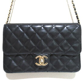 【中古】美品 CHANEL シャネル マトラッセ ココマーク ターンロック チェーンショルダーバッグ ブラック×ゴールド金具 レディース Luxs ブランド古着のリュクス