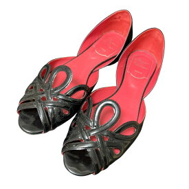 【クーポン+P2倍 1/9〜1/16】【中古】美品 Roger Vivier ロジェヴィヴィエ DORSAY SEXY CHOC FLAT フラットパンプス サイズ36 約23cm ブラック レディース Luxs ブランド古着のリュクス