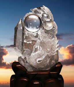 現物売り ヒマラヤ水晶 ルチル入り 手彫り 龍 置物 4300g一点物 六角柱 浄化用パワーストーン 天然石 浄化原石 天然水晶 厄除け 邪気 魔除け