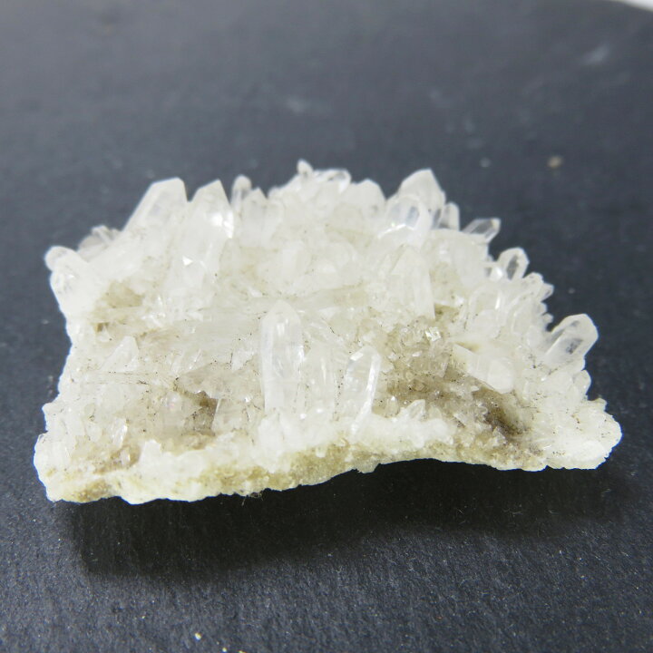 楽天市場】水晶クラスター 中国水晶クラスター/ 約 40x40mm : LUZ-光 