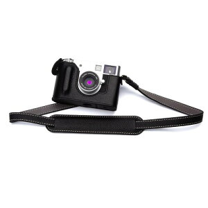 Fujifilm X-half��p ���g���Ȗ{�v����̃n�[�t�P�[�X�J�����ی�J�o�[ �V�����_�[�X�g���b�v�t�� (�u���b�N�Z�b�g)