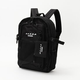 [特別価格][全品対象クーポンで更に割引]コンバース CONVERSE デイパック リュックサック バックパック A4サイズ対応 小物入れ PCスリーブ ポケット リュック 鞄 バッグ かばん