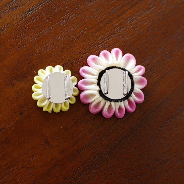 楽天市場 特別価格 正絹 つまみ花細工 帯留め ピンク キミドリ 2点セット つまみ細工 アクセサリー 和雑貨 和小物 レディース 女性用 あす楽 ラッピング無料 街着屋 きもの遊び