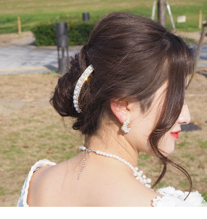 楽天市場 メール便 送料無料 バレッタ ビジュー パール 大ぶり 細め ヘッドドレス ヘアアクセサリー フォーマル まとめ髪 ヘアアレンジ ヘッドアクセ 髪飾り 髪留め お呼ばれ およばれ ウェディング 結婚式 二次会 披露宴 ブライダル 金具 ヘアー ボリューム