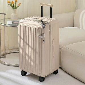 e g TSAbN X[cP[X USB|[gt g[P[X @ L[ P[X gł g OJ tgI[u LbYL[ qpL[P[X  q