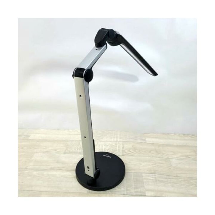 楽天市場】【中古】パナソニック LEDデスクライト 置き形 シルバー SQ 
