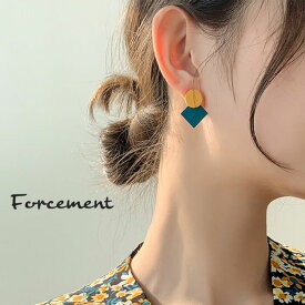 らしい鮮やかカラーのイヤリング カジュアル 可愛い 小ぶり 女性らしい 明るい カラフル夏 夏服 韓国ファッション