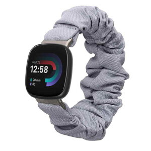 kwmobile Fitbit Versa 4 / Sense 2 / Versa 3 / Sense�Ή� �o���h - �����x���g �V���V�� �S�� �R�b�g�� 13-16 cm - ���F/���F