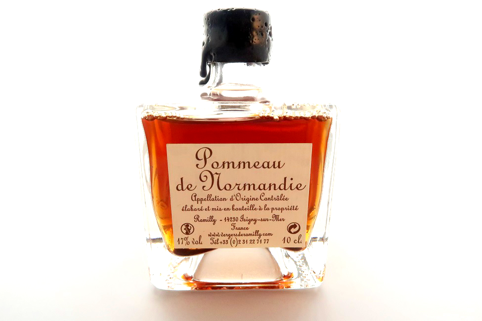 ポモードノルマンディー ミニボトル 17% 100ml Pommeau de Normandie Mini 〜　バニラアイスやデザートにかけても最適
