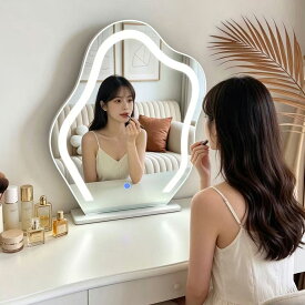 雲形LEDメイクアップミラー 卓上 3色調光 タッチ式 高画質鏡 おしゃれ インテリア 化粧鏡 女優ミラー 一人暮らし プレゼント