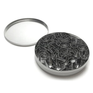 NbL[^Zbg ~j At@xbg Zbg | ׎ɂP[X̎dlς܂B