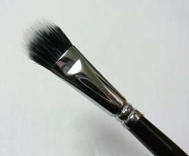 《メイクブラシ》リキッドファンデーションブラシ コンシーラーブラシ ボディペイントブラシ硬さの違う2種類の白黒のナイロン毛を使用したブラシ 《ネコポス＆メール便対応》