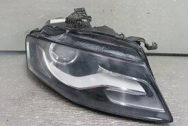 アウディ A4 アバント 1.8 TFSI 右ハンドル 前期(B8 8KCDH 8K) 純正 AL 右 ヘッドランプ ヘッドライト HID キセノン バラスト 0 301 240 672 8K0 941 004D p044733 中古20240325