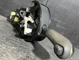 ダイハツ ウェイク X 前期(LA700S) 純正 破損無 動作保証 ATシフトゲートレバー オートマ p062169 中古20260421