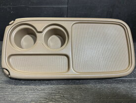 ホンダ CR-V パフォーマ iL 前期　(RD5) 純正 破損無 動作保証 センターコンソールテーブル ドリンクホルダー p062170 中古20260421