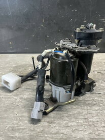 31 セルシオ C 仕様 前期(UCF31) 純正 破損無 エアサスポンプ エアサスコンプレッサー p062303 中古20260428