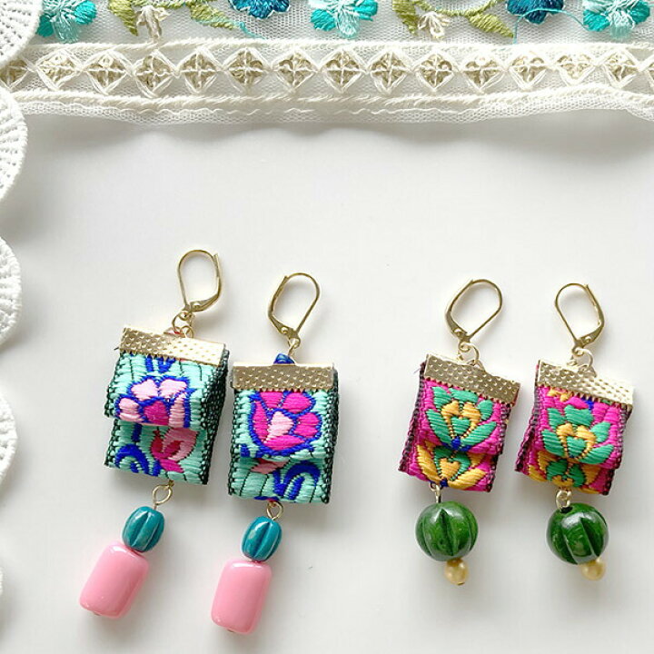 楽天市場】3cm幅 なめらかリボン 花と鳥の刺繍チロリアンテープ 細幅 