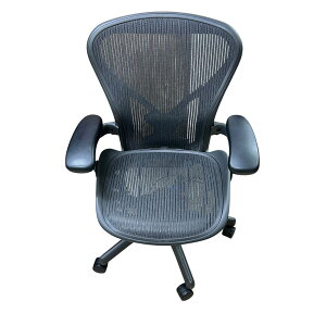 ����Herman Miller �A�[�����`�F�A �N���V�b�N �|�X�`���[�t�B�b�g �T�C�YB ���b�V���`�F�A �I�t�B�X�`�F�A ����m�F�ς�2638287