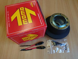 MOMOボス　BMWE46／Z4（E85／E86）　エアバック装着車