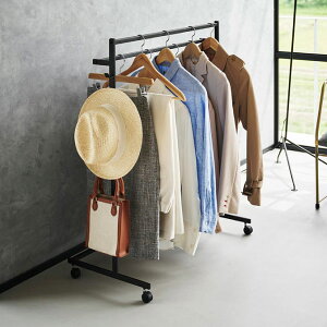 �n���K�[���b�N �k�� ���킢�� tower�V���[�Y ���� �R�[�g�n���K�[ �L���X�^�[�t�� �񉜍s��40cm �ω׏d15kg ������� ���r���O �N���[�[�b�g �ȃX�y�[�X �C���e���A�G�� �^���[�V���[�Y yamazaki 