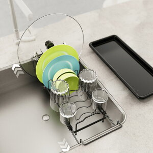 【5倍ポイント】ママ倉 水切りラック 伸縮式 水切りかご スリム 台所用 省スペース 一人暮らし カトラリーポケット付き 調整可能 滑り止め付き伸縮タイプ ブラック