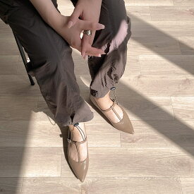 美脚フラットシューズ　足が痛くない（なりにくい）1.0cmヒール　日本製　レディース　22.5cm～25.0cm　ポインテッドトゥTストラップフラットシューズ: ダークグレージュ（4796）＜2023AW＞