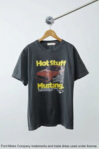 GOOD ROCK SPEED [�O�b�h���b�N�X�s�[�h] Mustang Hot Stuff Graphic T-Shirt (Charcoal�AWhite) �}�X�^���O �z�b�g�X�^�b�t�O���t�B�b�NT�V���c (�`���R�[���A�z���C�g) 26MUS105W BFS