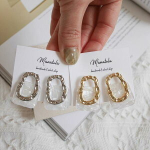 【メタリックニュアンスフープピアス】大振りピアス メタリックピアス 槌目 ミラー 大理石風 大理石調 シェルプレート アクリル 大きめ 大ぶりピアス アクセント