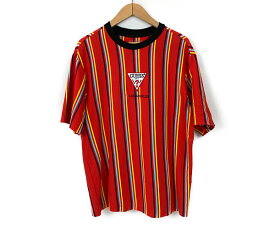 【中古】【メンズ】GUESS PATCH LOGO VERTICAL STRIPES T-SHIRT TEE MJ2K1420 ゲス ストライプTシャツ トップス 半袖Tシャツ サイズ：M カラー：RED 万代Net店