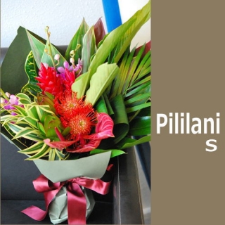 トロピカルな南国ムードたっぷりのハワイアン花束pililani 南国系の花たちが楽し