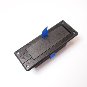 格安006P 9V電池ボックス エフェクター加工用 アクティブPUのギターのコントロールボックス 蓋内蔵電池ボックスにいかがでしょうか? pignose ピグノーズ ギター エレキギター 処分価格