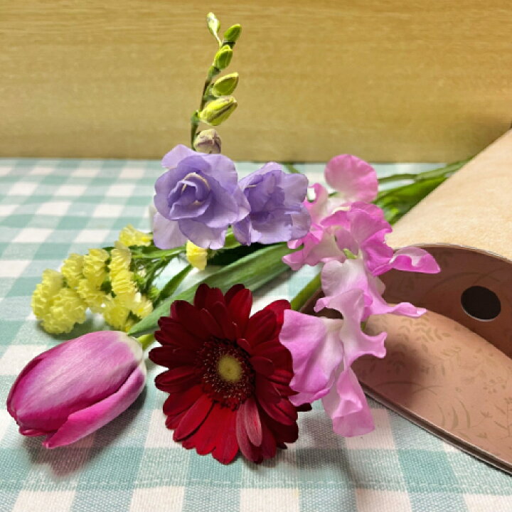 楽天市場 ホワイトデー ギフト ポスト投函の切り花気軽に飾れる5輪ミニブーケ 日本全国送料無料 北海道 沖縄及び離島へのお届けは不可ポ花 ポスト投函の切り花 あなたの街のお花屋さんイングの森