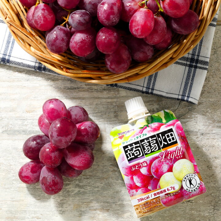クラッシュタイプの蒟蒻畑ライトぶどう味 12個 マンナンライフ こんにゃくゼリー ゼリー飲料 お菓子 スイーツ 食物繊維 低カロリー 健康 ダイエット ヘルシー 特定保健用食品 特保 トクホ mannanlife マンナンライフ公式ショップ マンナンライフ クラッシュタイプの蒟蒻畑ライト ぶどう味 150gパウチ×30本入×(2ケース)| 送料無料 ゼリー飲料 蒟蒻畑 ぶどう味 こんにゃくゼリー ぶどう ブドウ