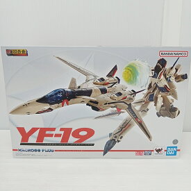 BANDAI NAMCO バンダイ ナムコ DX超合金 『MACROSS PLUS マクロスプラス』 YF-19 エクスカリバー イサム・ダイソン機 【中古】